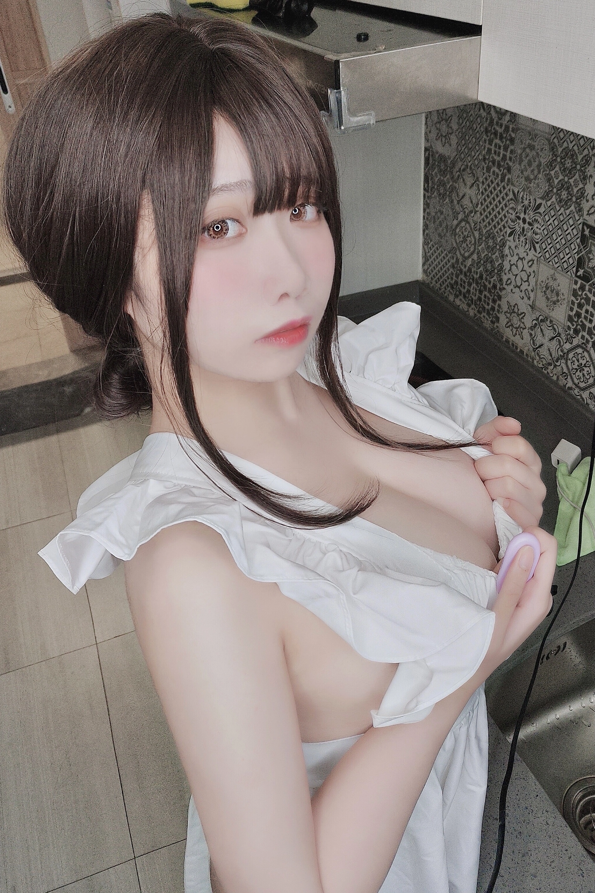 贞子蜜桃 - NO.15 围裙自拍 1